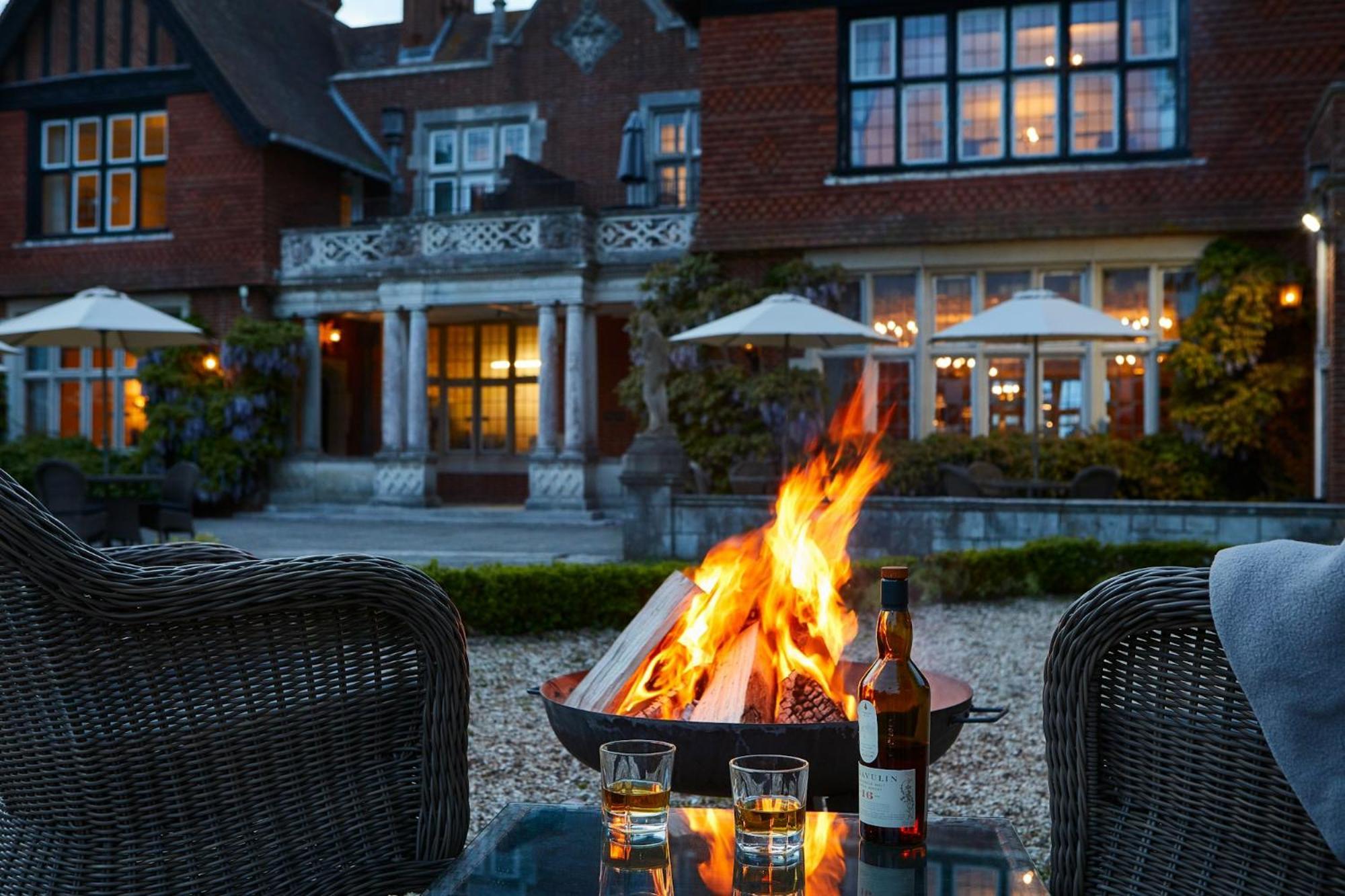 Macdonald Elmers Court Hotel Lymington Zewnętrze zdjęcie